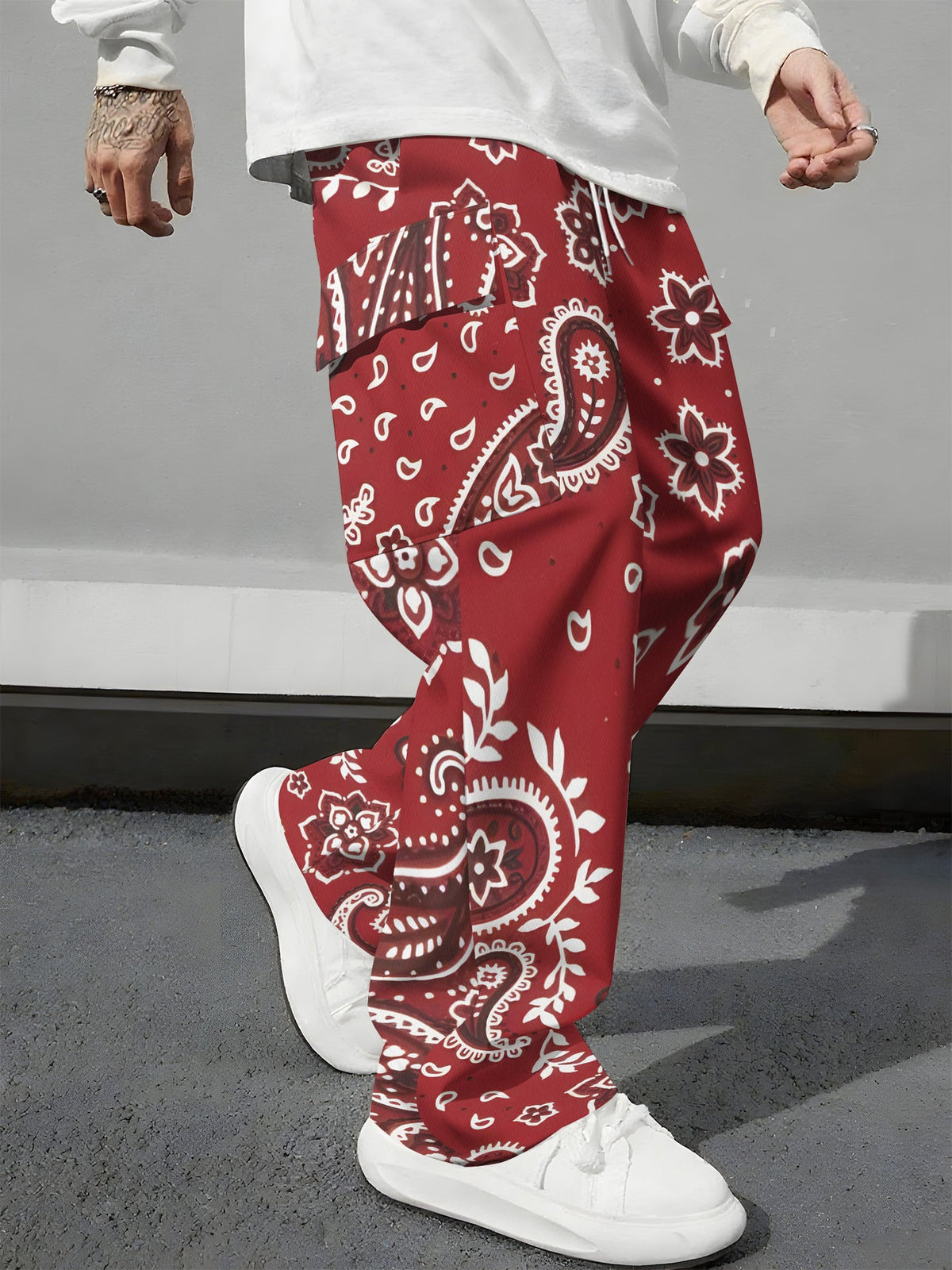Pink Camo Cargo Pants – Loose-Fit Printed Casual Trousers