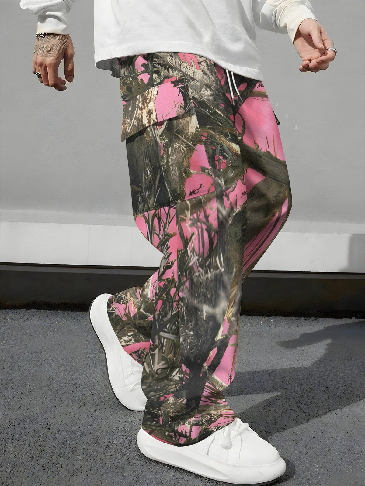 Pink Camo Cargo Pants – Loose-Fit Printed Casual Trousers