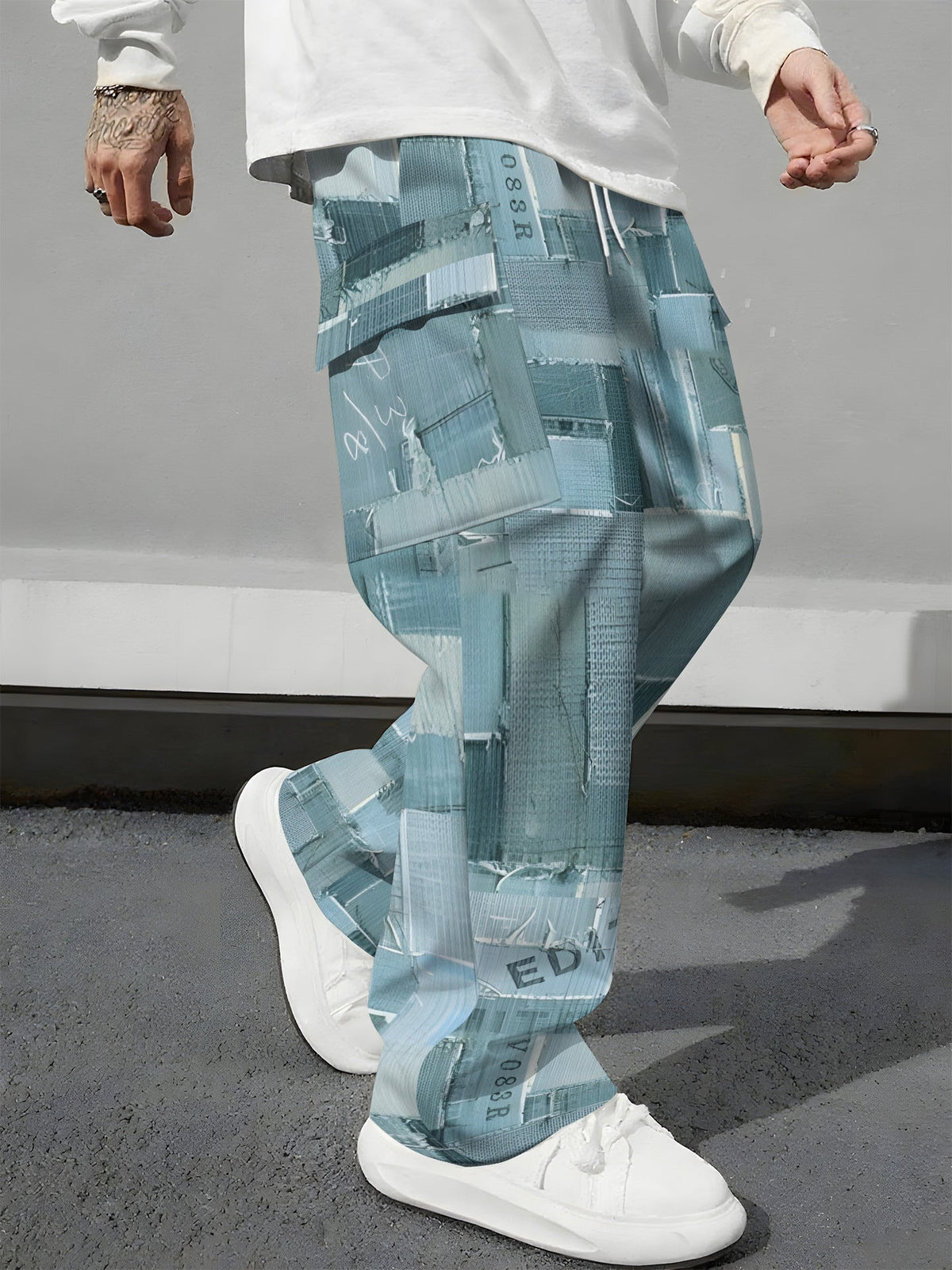 Pink Camo Cargo Pants – Loose-Fit Printed Casual Trousers